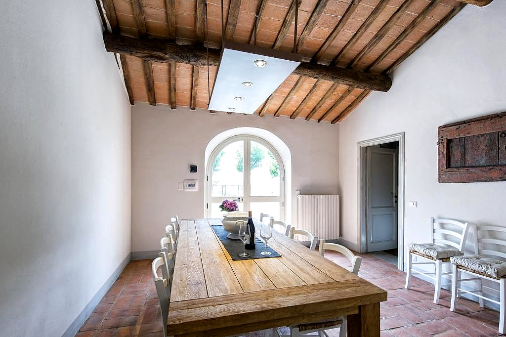 A Tuscan villa for ten, with a private chef
