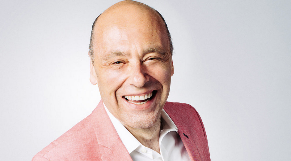 Michael Green Auctions at a fundraising event